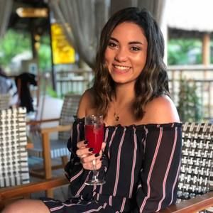 Meet your Posher, Kayla